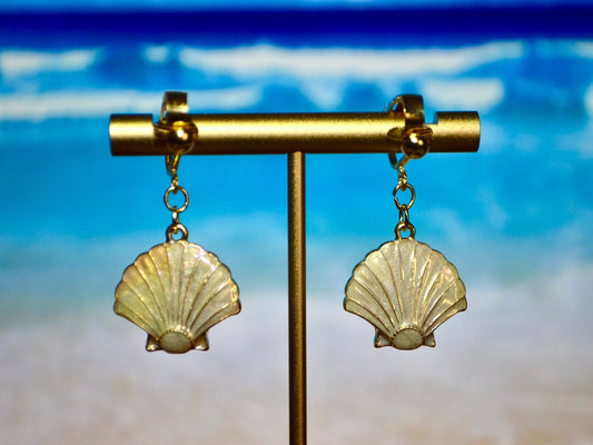 Pearl Seashell Clip On Earrings