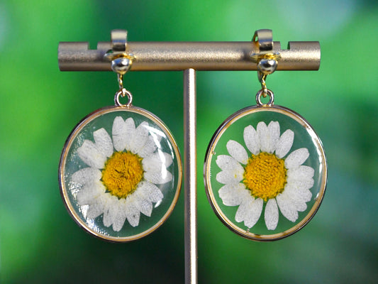 Daisy Resin Flower Clip On Earrings